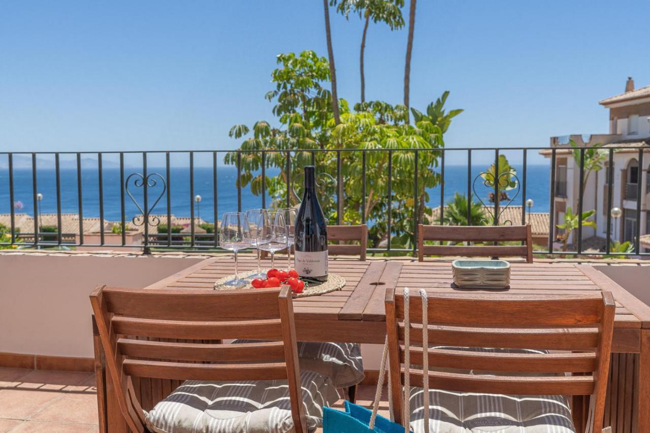 Blue Marine Gardens I With Pool Appartement La Herradura  Buitenkant foto